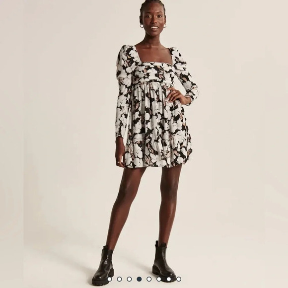 Abercrombie  & Fitch Ruched Mini Dress - Picture 2 of 9